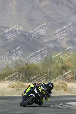 media/Oct-30-2025-Racers Edge (Thu) [[dabbdaf680]]/3-B Group/Session 5 (Turn 6)/